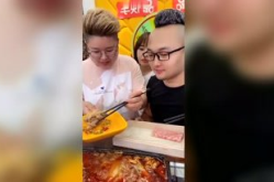 娱乐吃瓜酱寝室,揭秘校园里的欢乐八卦圈