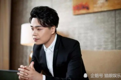 娱乐吃瓜君男主持是谁扮演的,男主持背后的神秘角色